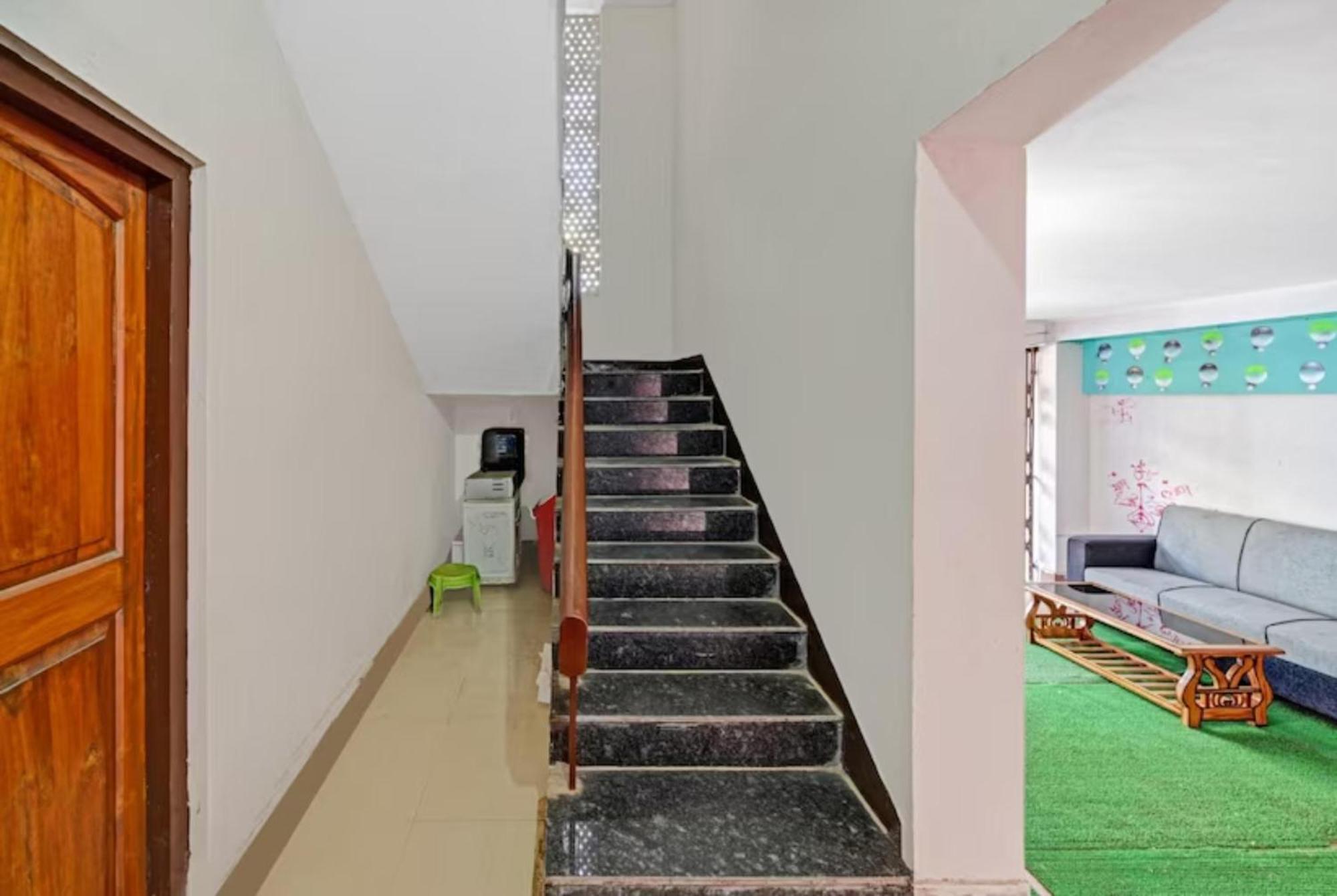 Hotel Madison Homes Bhubaneswar Esterno foto