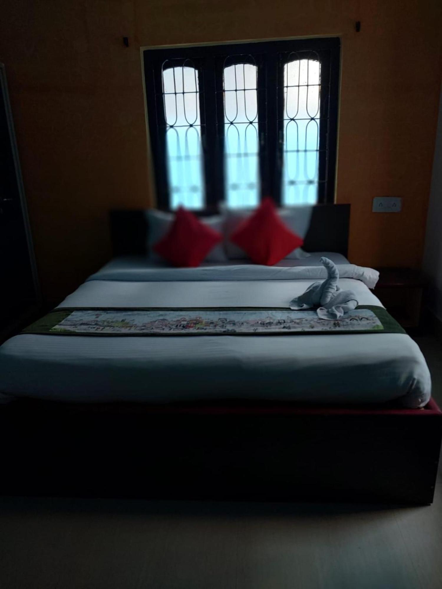 Hotel Madison Homes Bhubaneswar Esterno foto